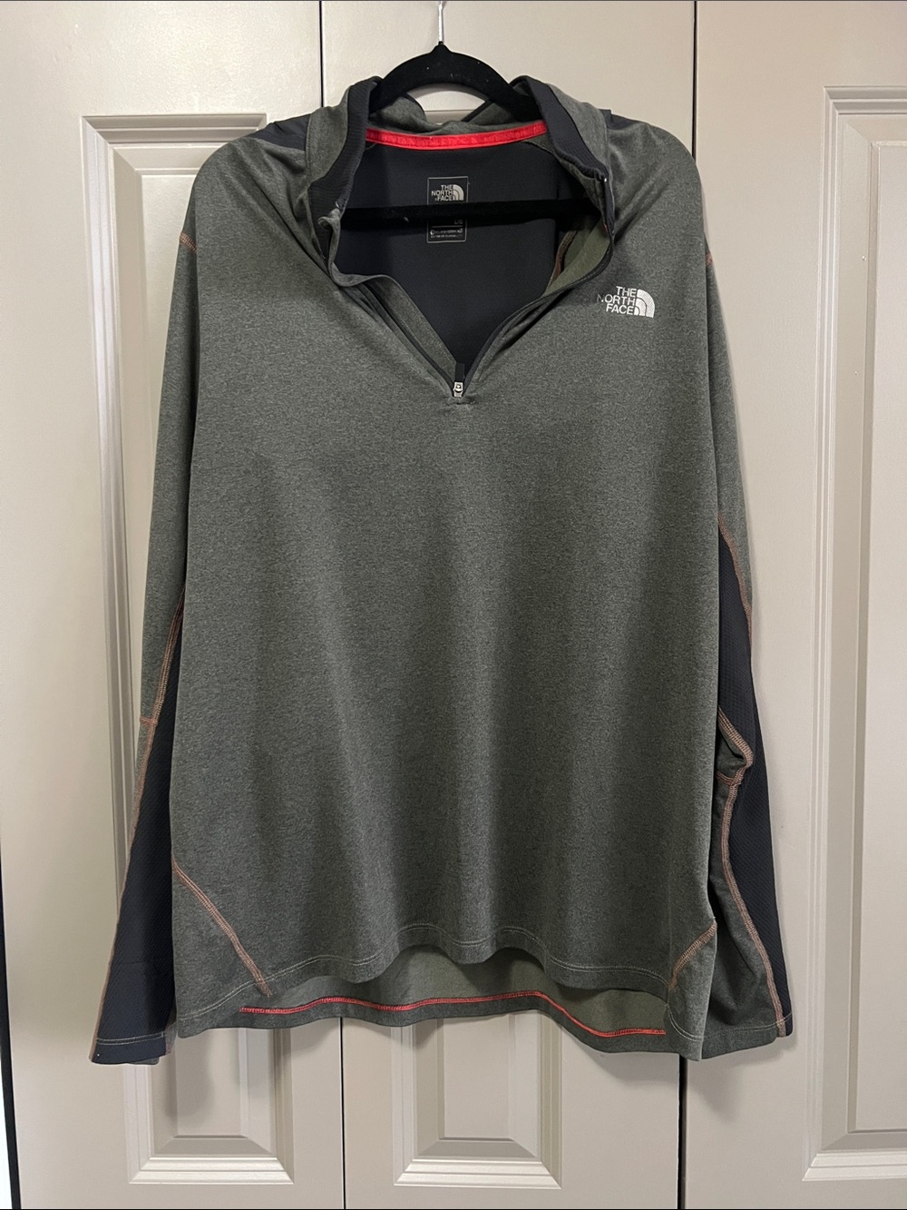 The North Face Men's Olive Green Quarter-Zip Hoodie